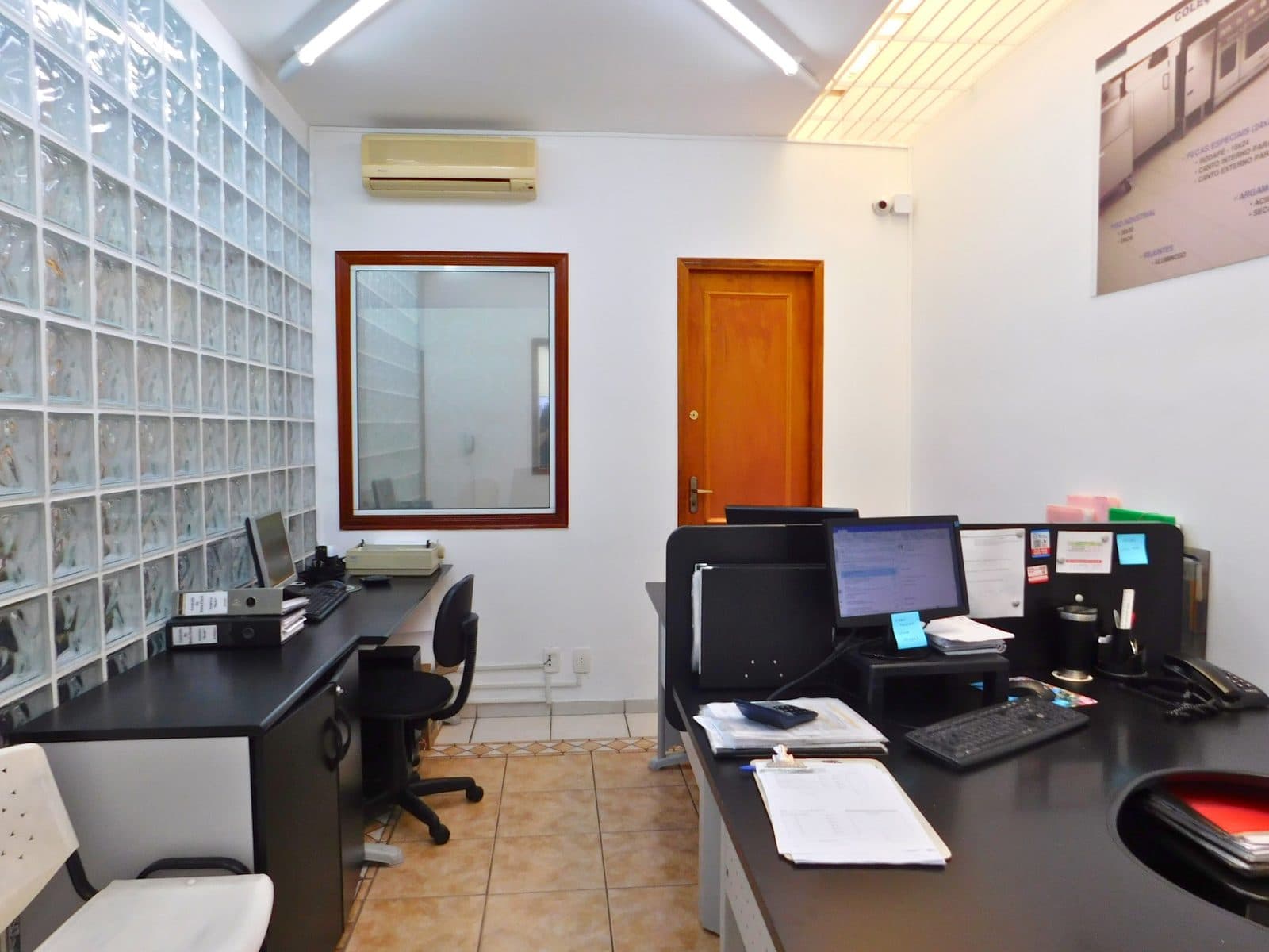 Showroom e escritório da Pisoforte Moysés em Guarulhos